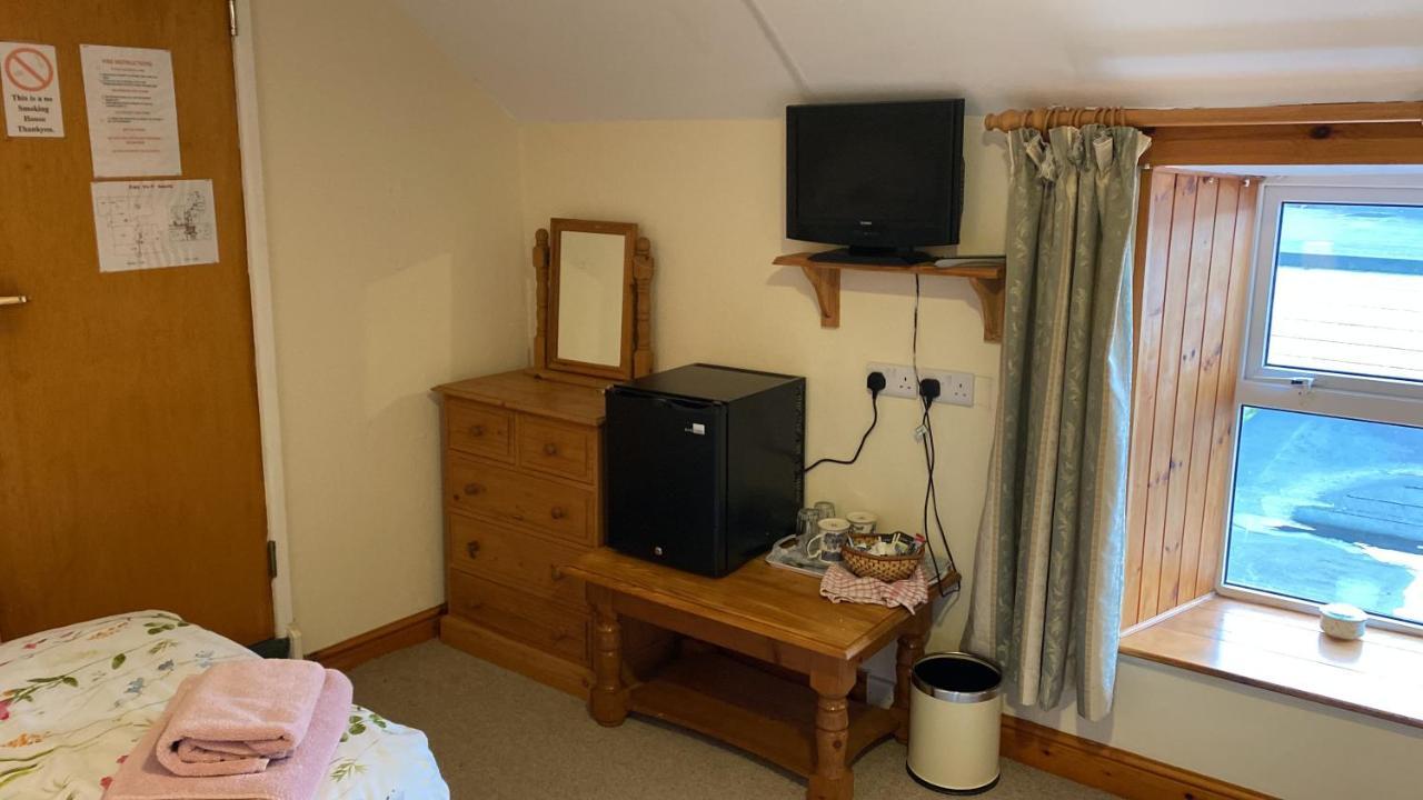 Longstone Farm Bed and Breakfast Helston Εξωτερικό φωτογραφία
